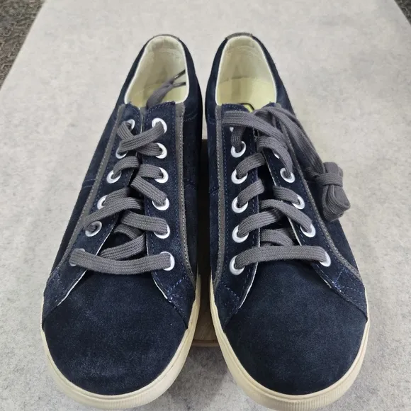 🐢 Keen Herren Men's size 9 Blue Suede Shoes