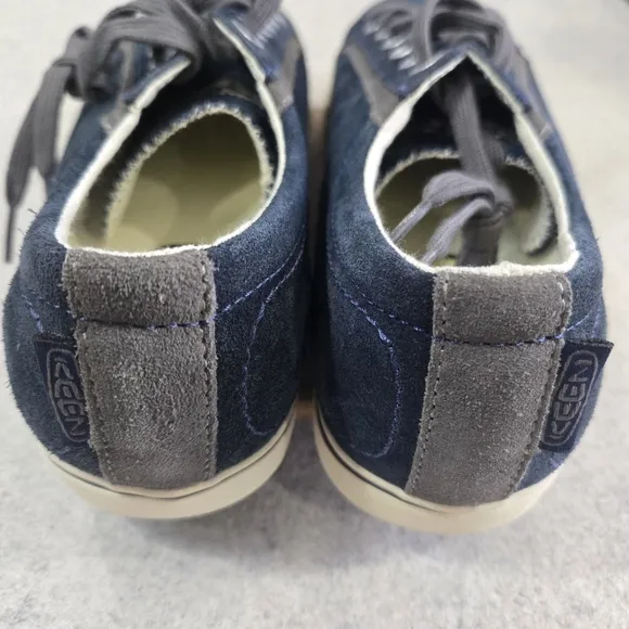🐢 Keen Herren Men's size 9 Blue Suede Shoes