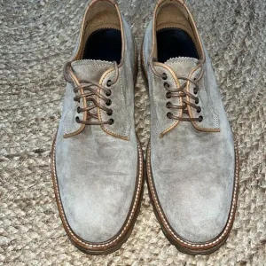 Aquatalia James suede lace up shoes size 9