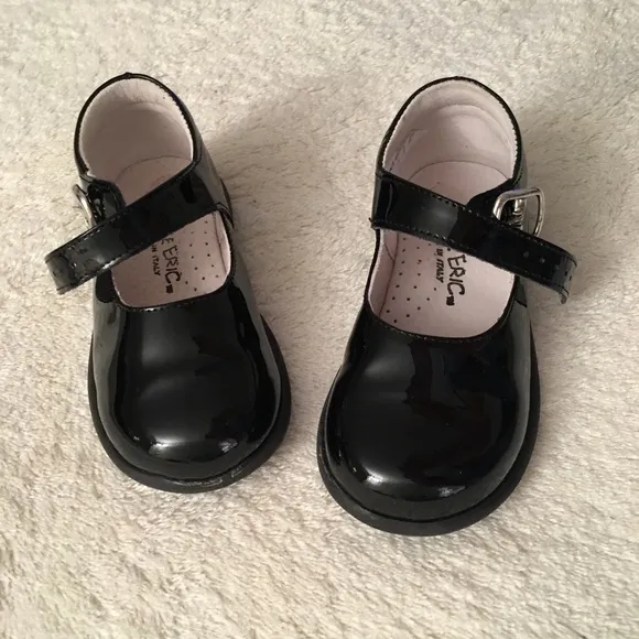 Black Patent Italian Leather Mary Janes sz 6.5