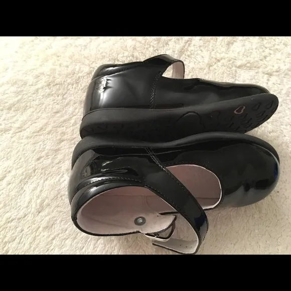 Black Patent Italian Leather Mary Janes sz 6.5