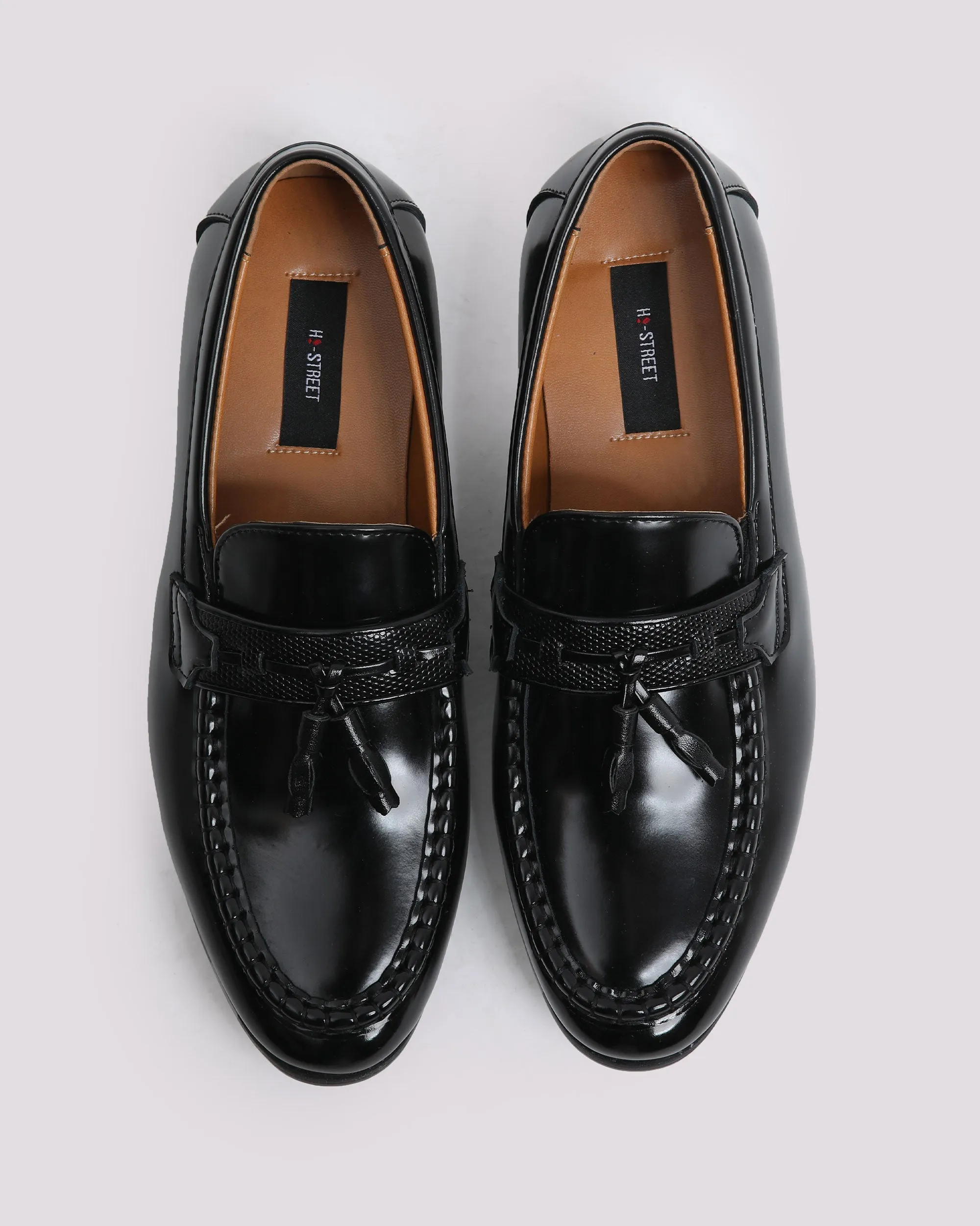 BLACK PATENT TASSEL SHOES