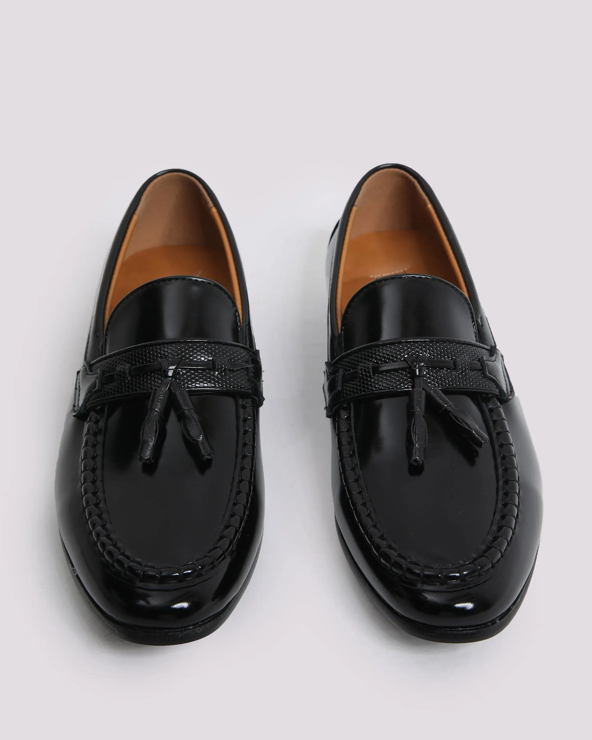 BLACK PATENT TASSEL SHOES