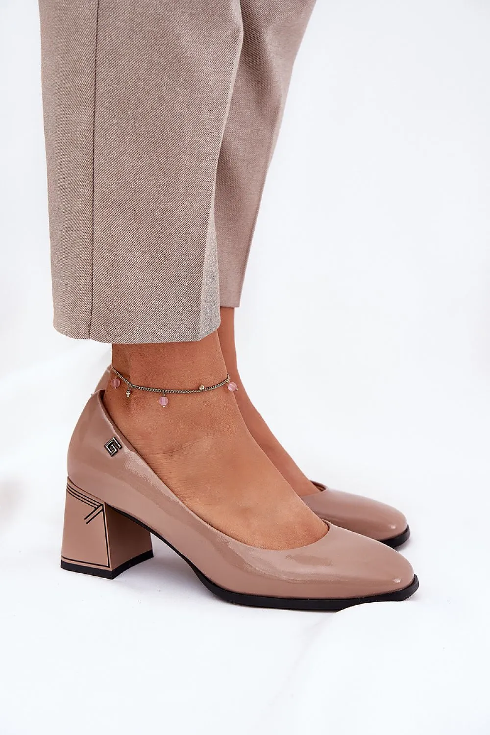 Block heel pumps Step in style