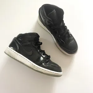 Boys Nike Air Jordan Black Black Patent Leather