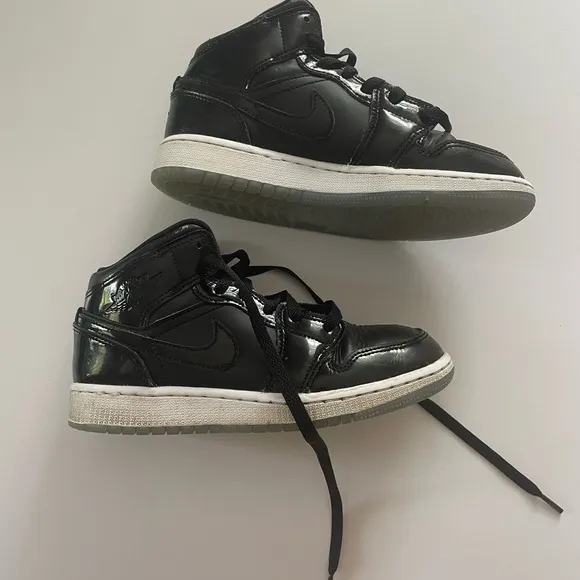 Boys Nike Air Jordan Black Black Patent Leather
