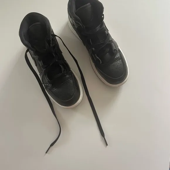 Boys Nike Air Jordan Black Black Patent Leather