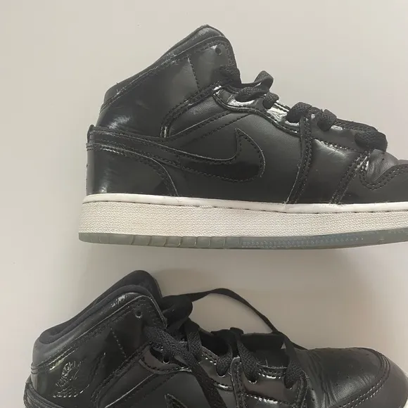 Boys Nike Air Jordan Black Black Patent Leather