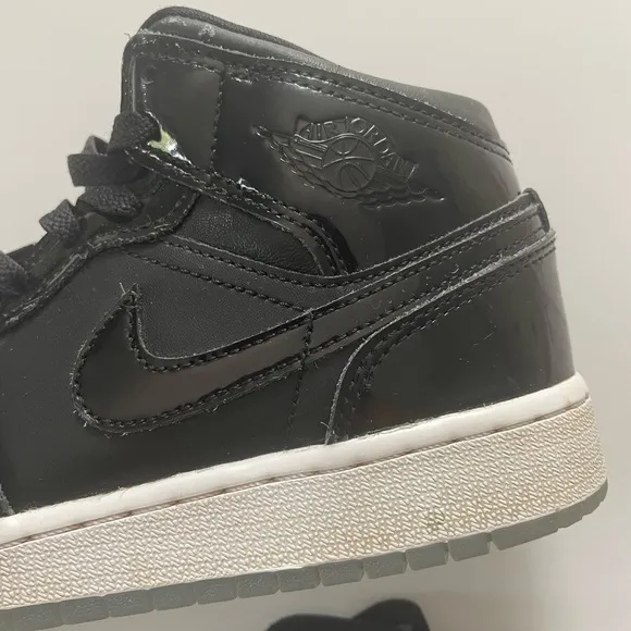 Boys Nike Air Jordan Black Black Patent Leather