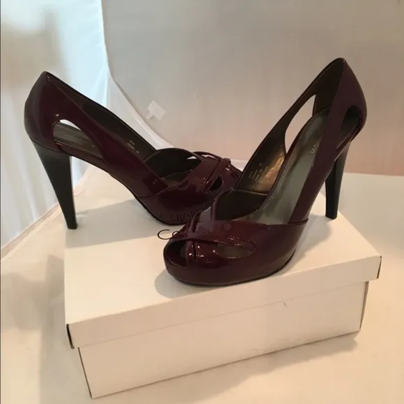 CALVIN Klein &quot;Passion&quot; patent pump