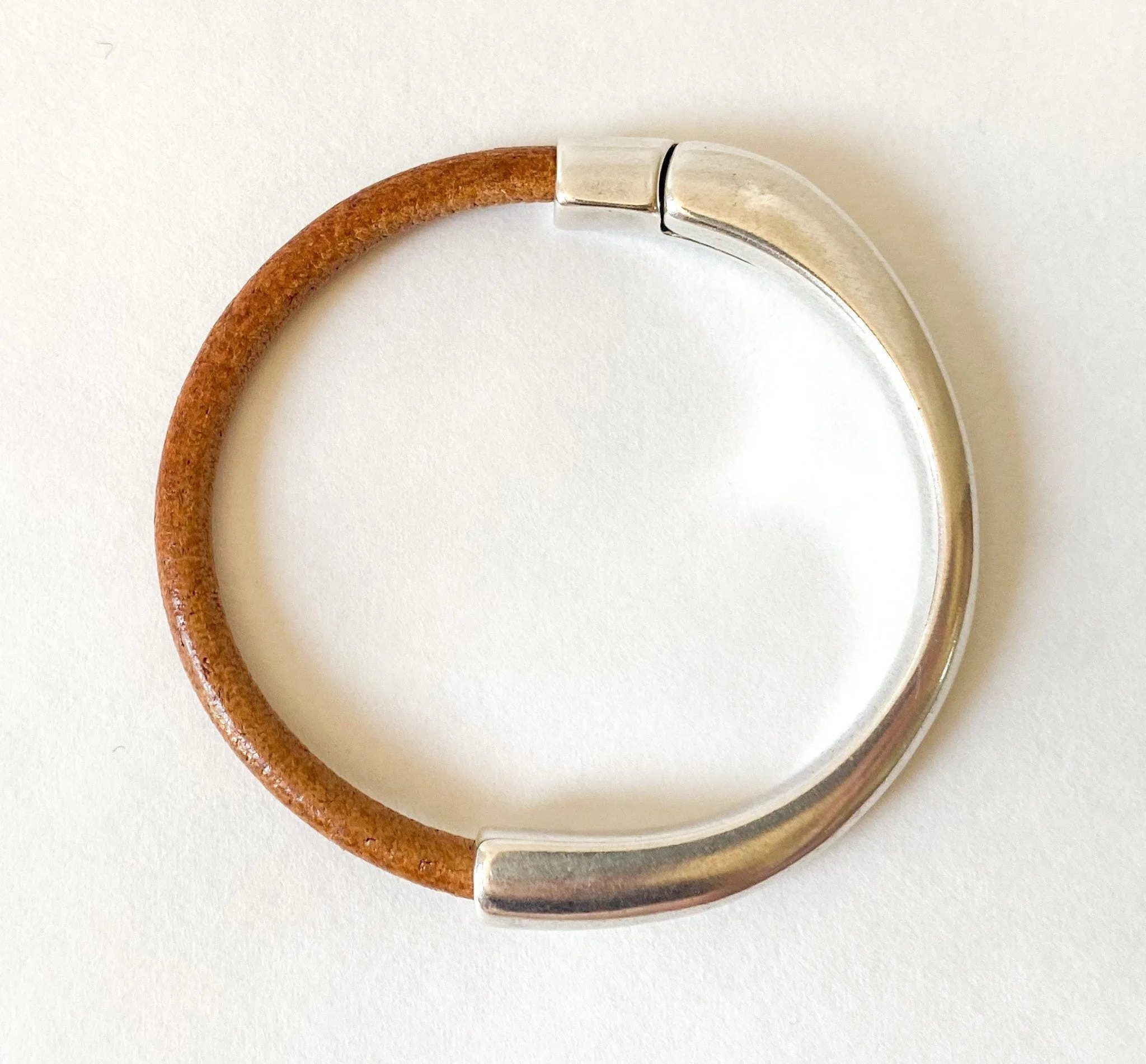 Camel & Silver - Medium Width - Magnetic Cuff - WHSL