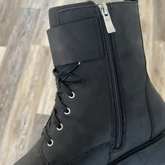 Clarks Women's Orinoco 2 Lace Black Leather boots size 11 buckle lug lined