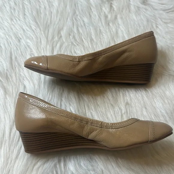 Cole Haan womens Elsie Cap Toe Wedge size 8