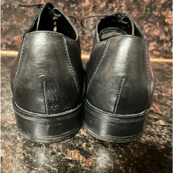 Cole Haan/Nike Air Oxford Black Leather dress shoes retails $198 size 12