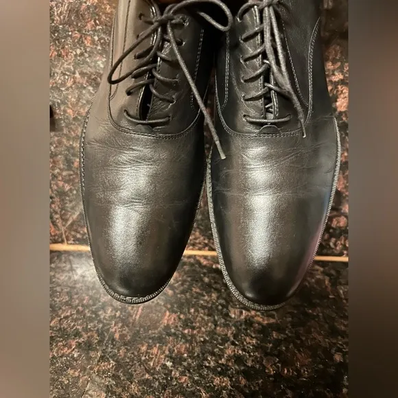 Cole Haan/Nike Air Oxford Black Leather dress shoes retails $198 size 12