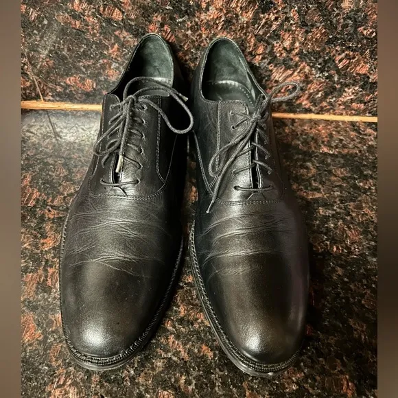 Cole Haan/Nike Air Oxford Black Leather dress shoes retails $198 size 12