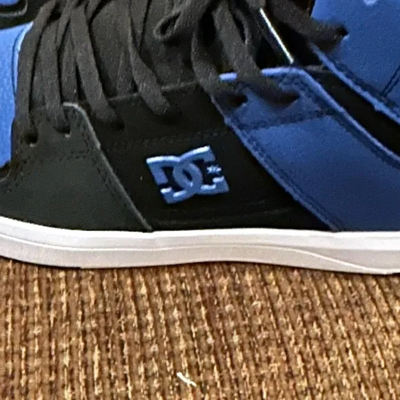 DC men’s Cure Hi