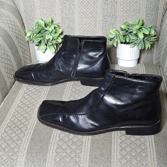Debut Leather Ankle side zipper Boot