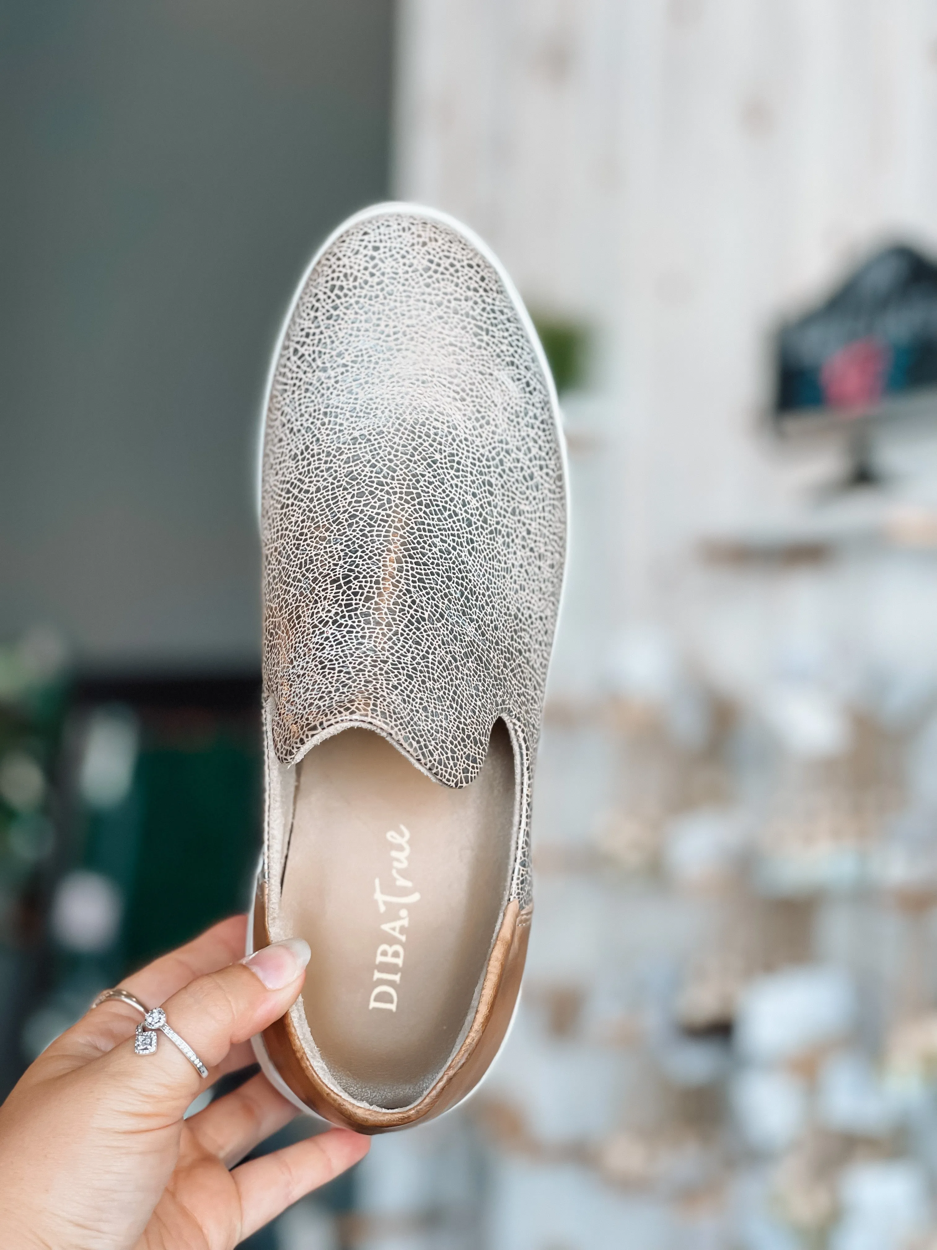 Diba True Youthful Shoe