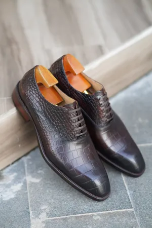 Discover Luxury with Men's Crocodile Texture Oxford Lace-Ups Shoes