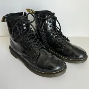 Dr. Martens Girls 1460 Glitter Patent Leather Boots Black Lace Up Zipper Size 3