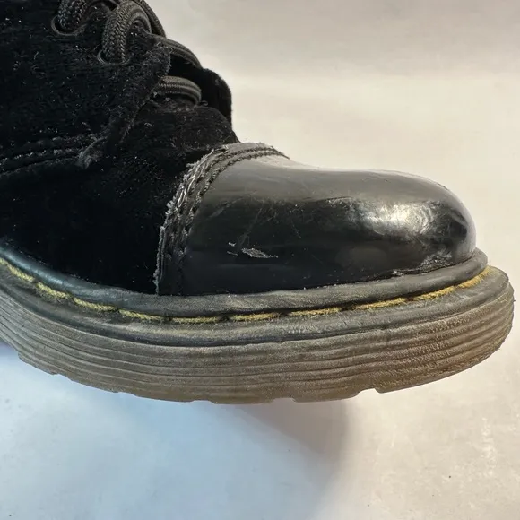 DR. MARTENS Pooch Black Velvet Patent Leather Zip-Up Boots Sz 1 kids
