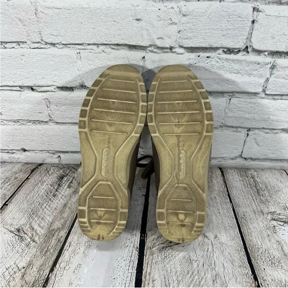 ECCO Women's Mobile III Premium Lace Up Leather Sneaker Size 6.5