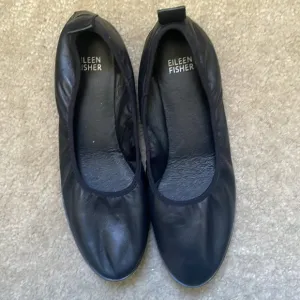 Eileen Fisher Notion Ballet Flat Black Leather Womens 8