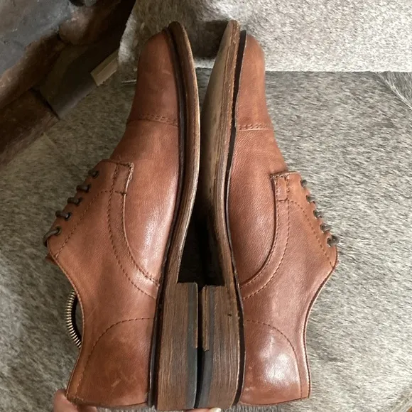Frye Brown Derby Cap Toe Dress Shoe