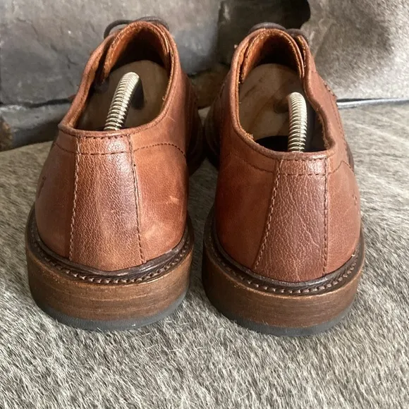 Frye Brown Derby Cap Toe Dress Shoe