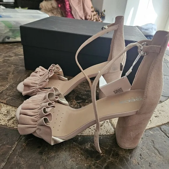 Geox Sandal Heels blush NWT 17186626NJ