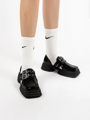 Glossy Leather Cut-Out Loafer Black