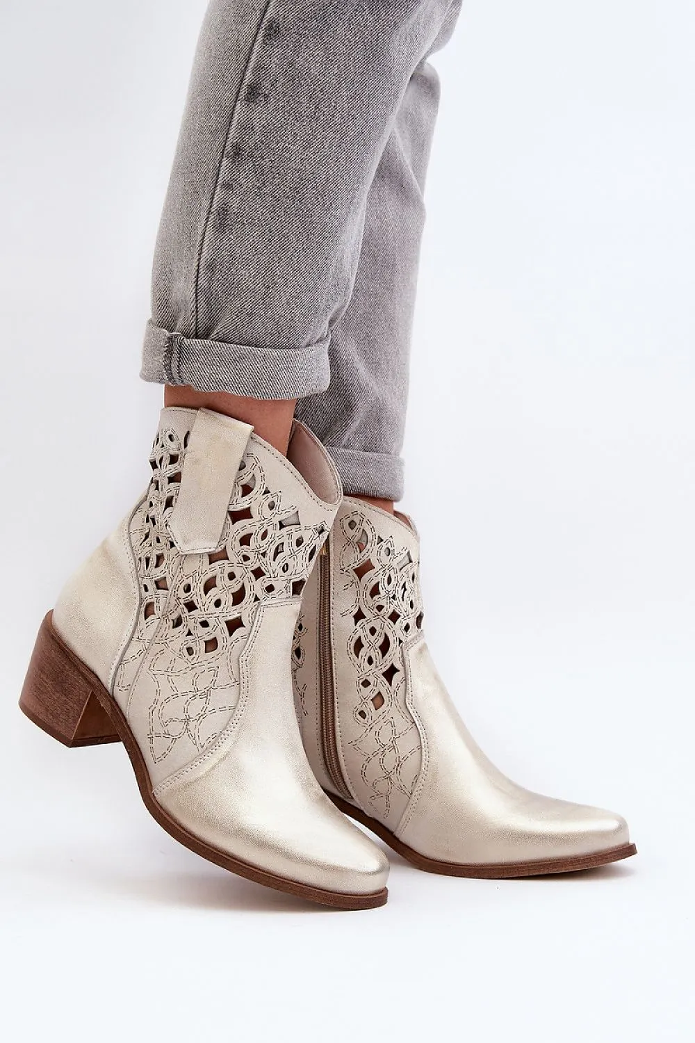 Heel boots