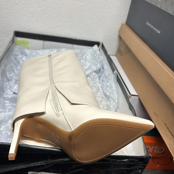 I.N.C. International Concepts Boot