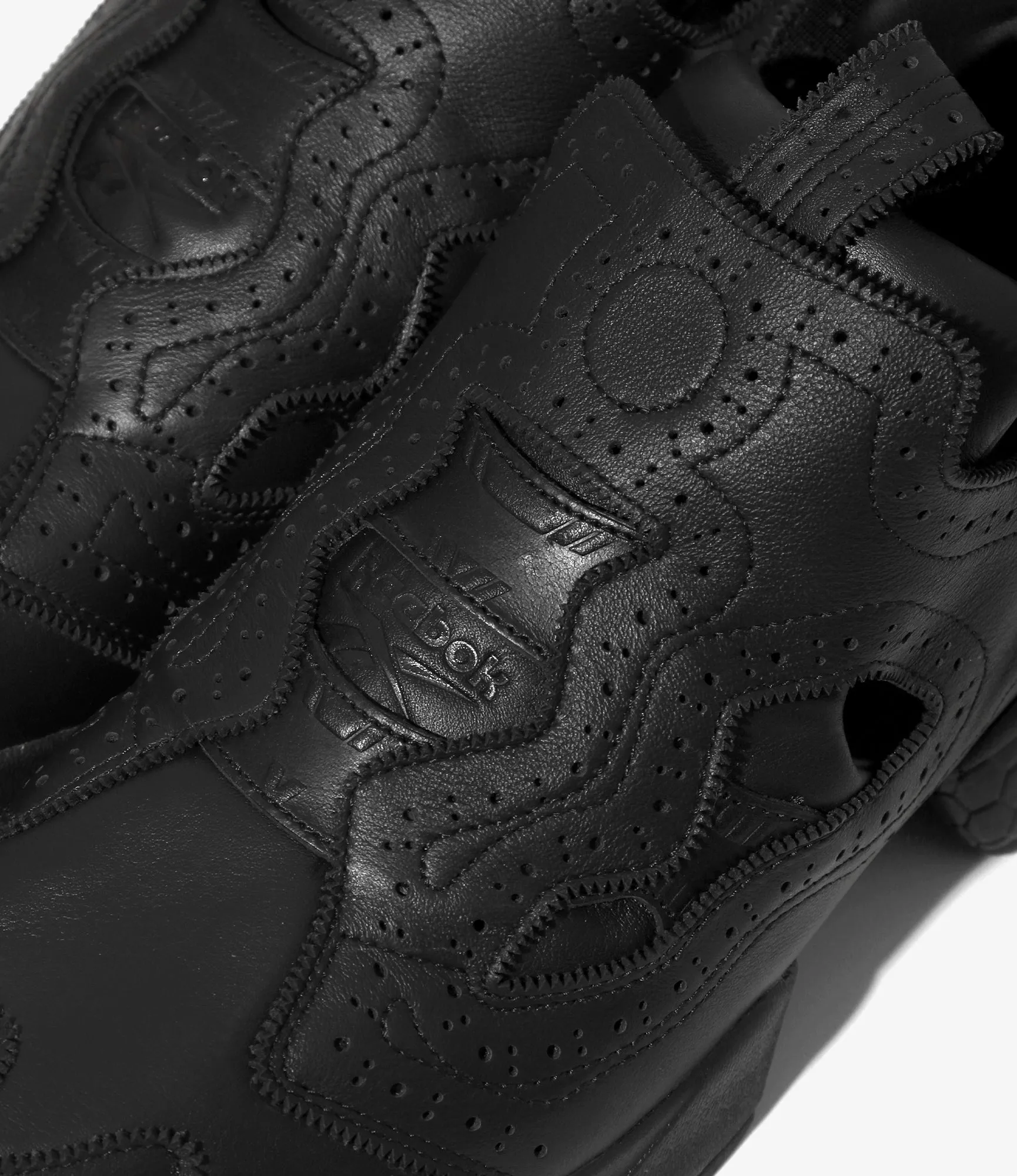 Instapump Fury 94 – Black Leather