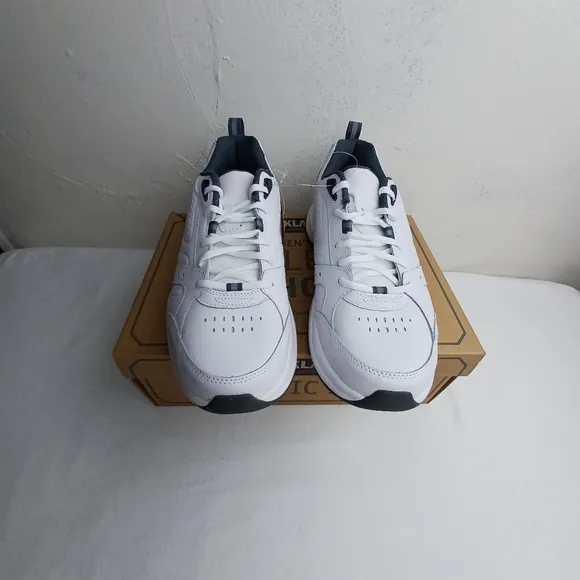 Kirkland signature Athletic‎ men's shoes