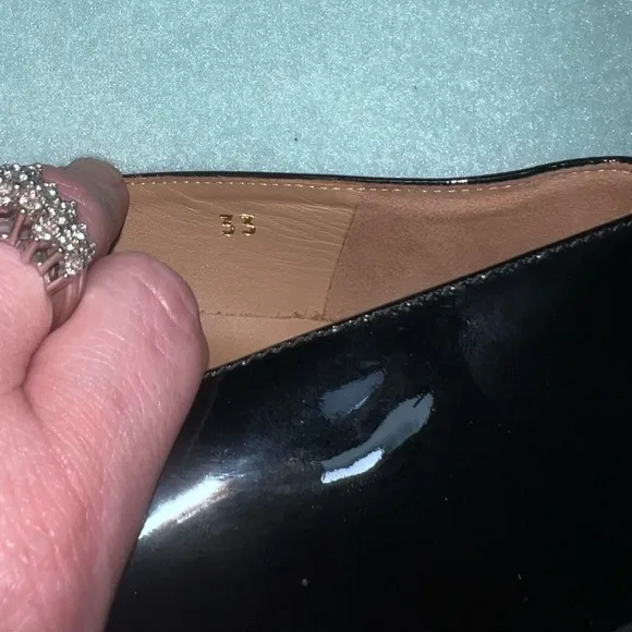 Like New Girls Ferragamo Varina Mini