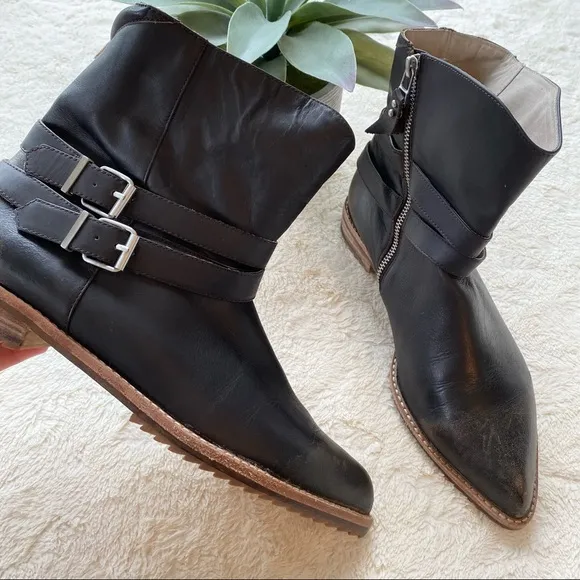 Matt Bernson Vox distressed buckle brown leather moto ankle boots woman’s 9.5
