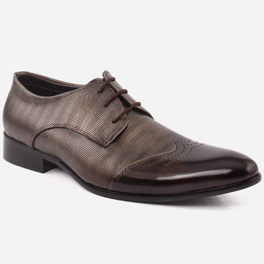 Men “DAMIEN” Perforated Design Patent Toe Lace Up Textured Surface Oxford Leather Formal Shoes