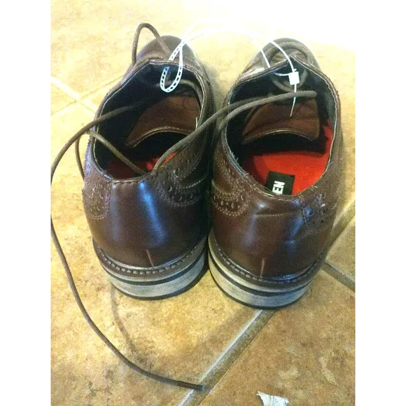 NEW Steve Madden Mens Wing Tip Oxfords Shoes Size 9 Brown Leather $135
