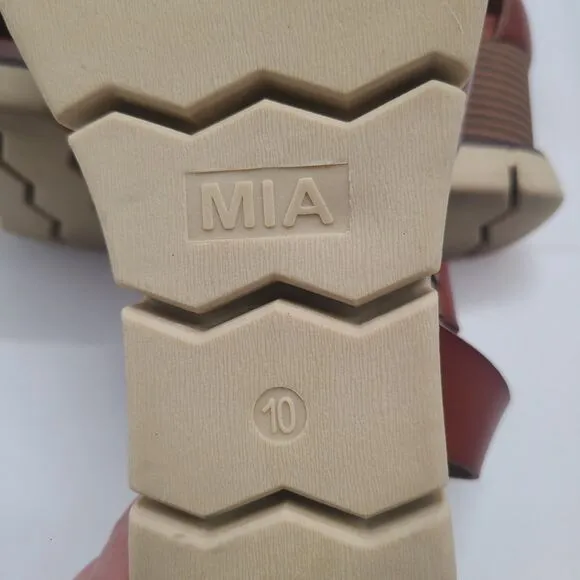 NWOB  MIA Lauri Wedge Sandal Cognac Size 10M