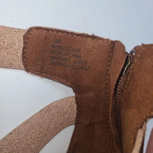 NWOB  MIA Lauri Wedge Sandal Cognac Size 10M