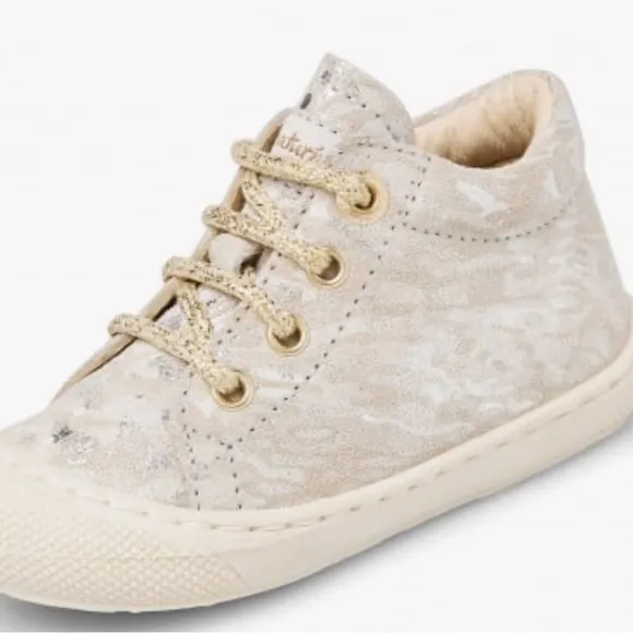NWT NATURINO COCOON Suede First Steps Shoes in Beige