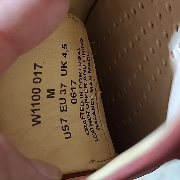 NWT Samuel Hubbard Free Rust Nubuck  Comfort Shoe's Vibram Sole Size 7 Women's