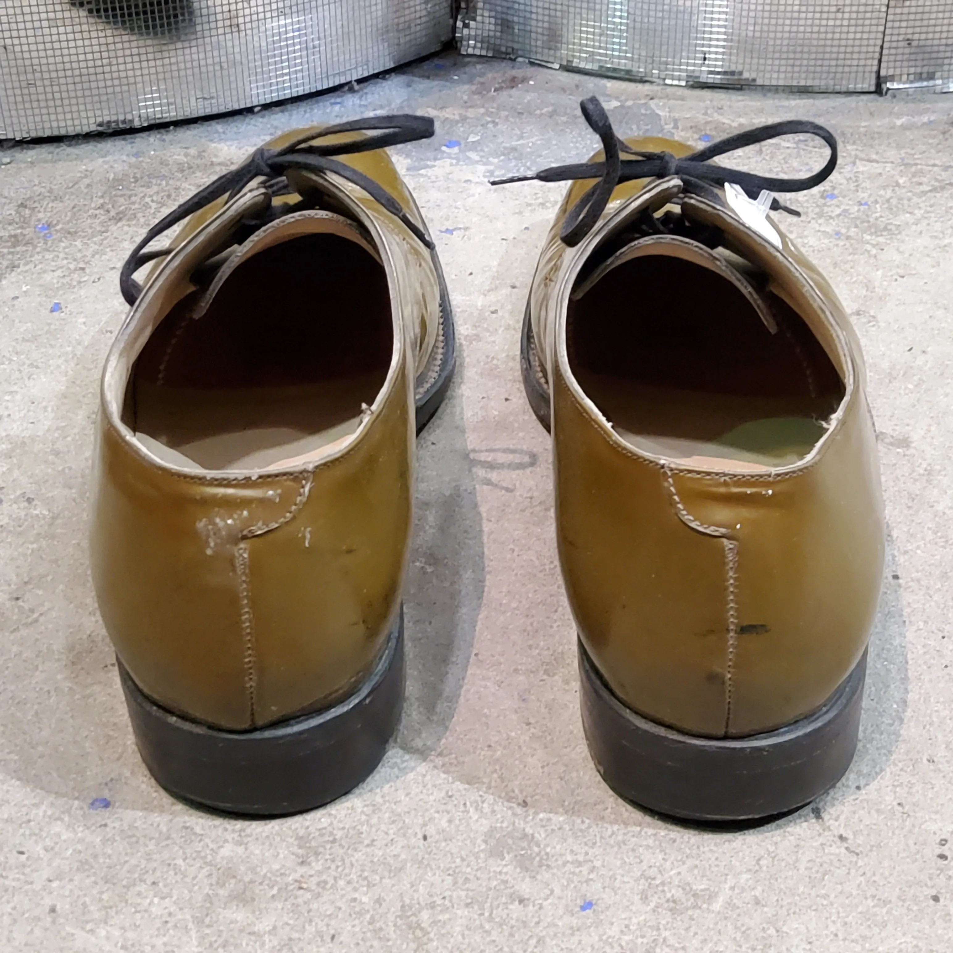 PATENT LEATHER DERBIES