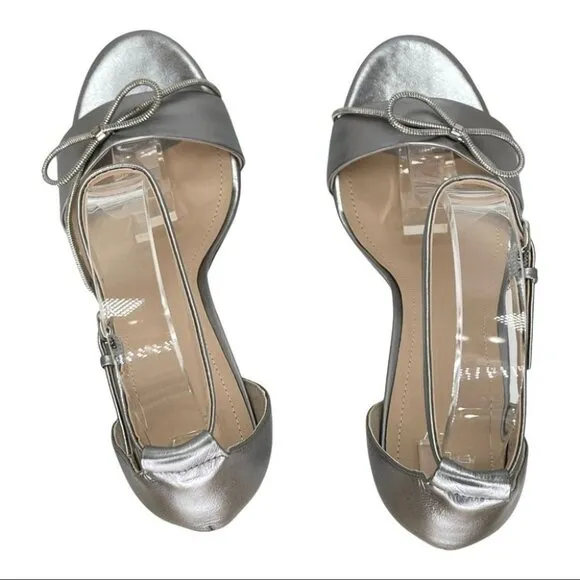 Pour La Victoire Elanna Grey Leather Metal Bow Accent Womens Heels