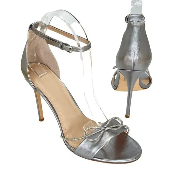 Pour La Victoire Elanna Grey Leather Metal Bow Accent Womens Heels