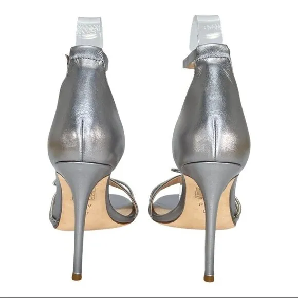Pour La Victoire Elanna Grey Leather Metal Bow Accent Womens Heels