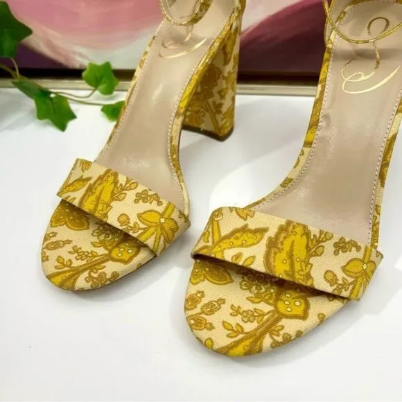 Sam Edelman Yaro Ankle Strap Sandal in Yellow Fabric Size 7