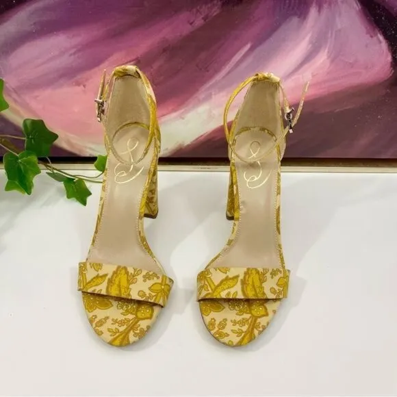 Sam Edelman Yaro Ankle Strap Sandal in Yellow Fabric Size 7